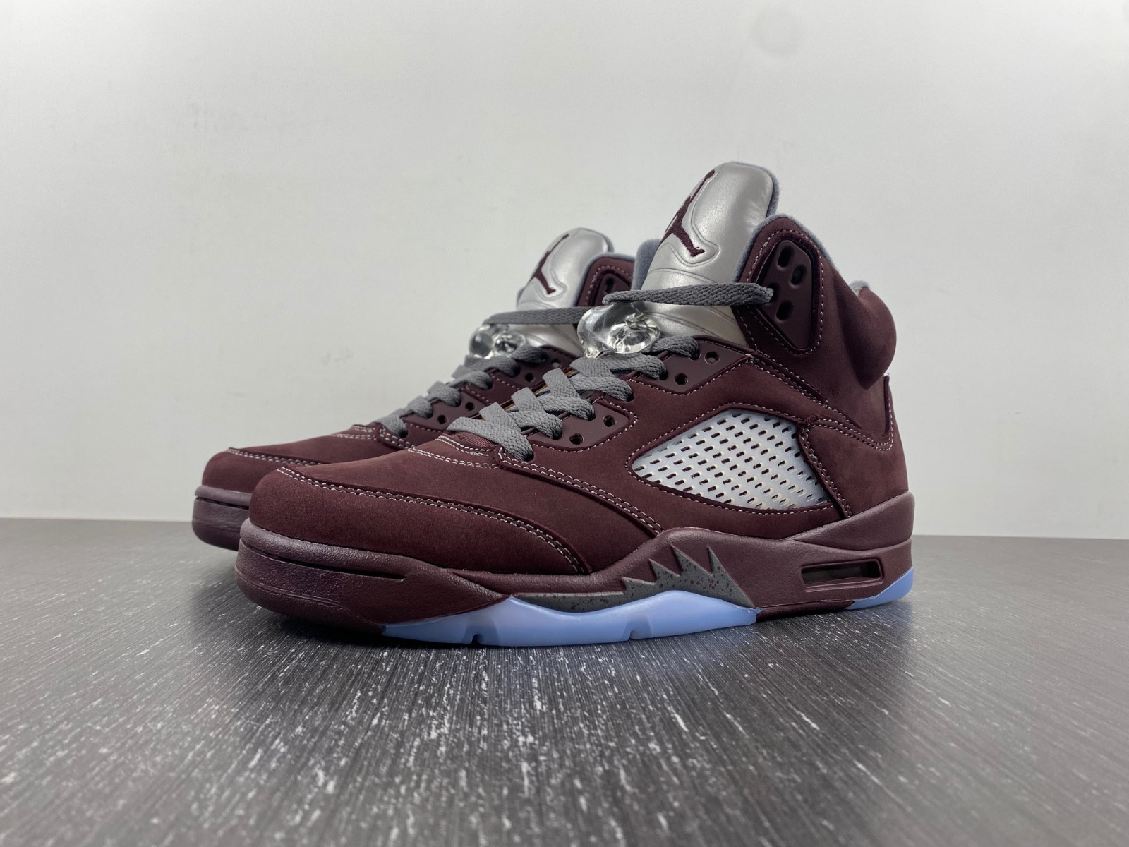 air jordan 5 "burgundy" dz4131-600