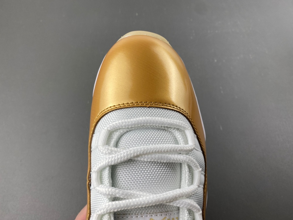 Air Jordan 11 Low “Mother’s Day” AH7860-102
