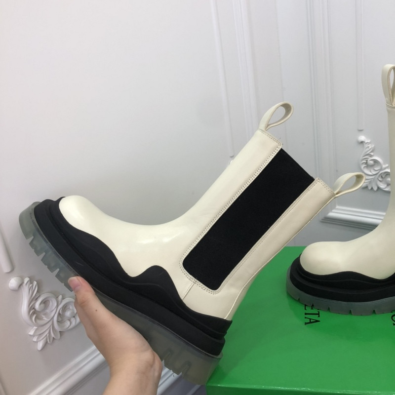 Bo*te*ga ve*ne*ta sneaker