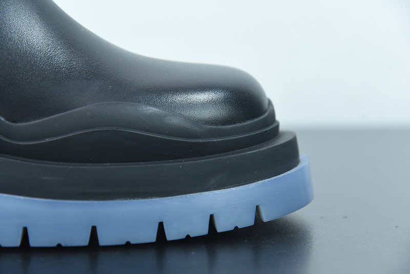 Bo*te*ga ve*ne*ta sneaker