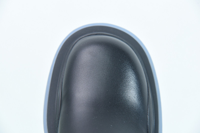 Bo*te*ga ve*ne*ta sneaker