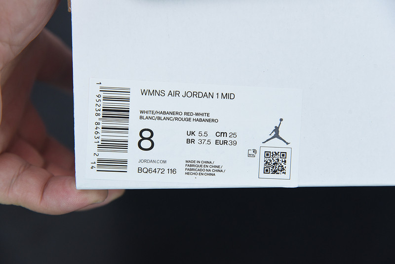 air jordan 1 mid in orange and white bq6472-116