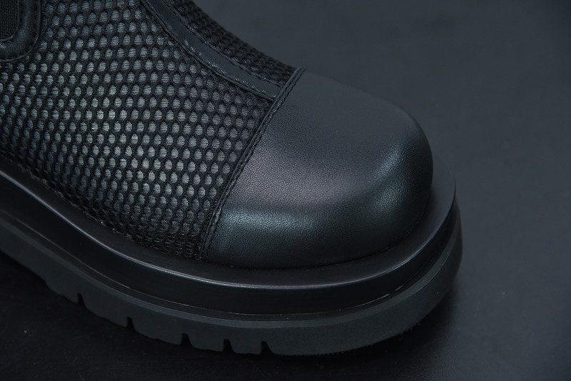 Bo*te*ga ve*ne*ta sneaker