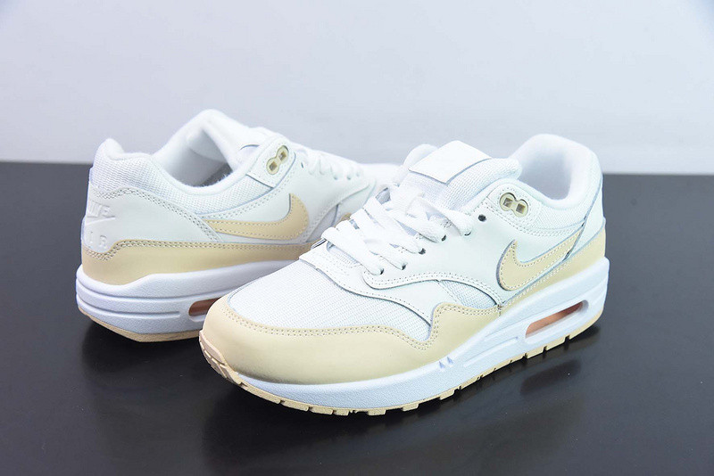 nike air max 1 premium sanddrift (women