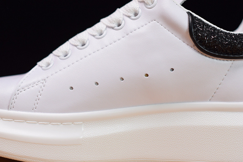 alexer mceen sneakers