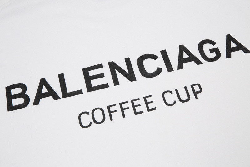 Ba*len*cia*ga clothes