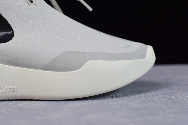 nike air shoot around "fear of god" at9915-002