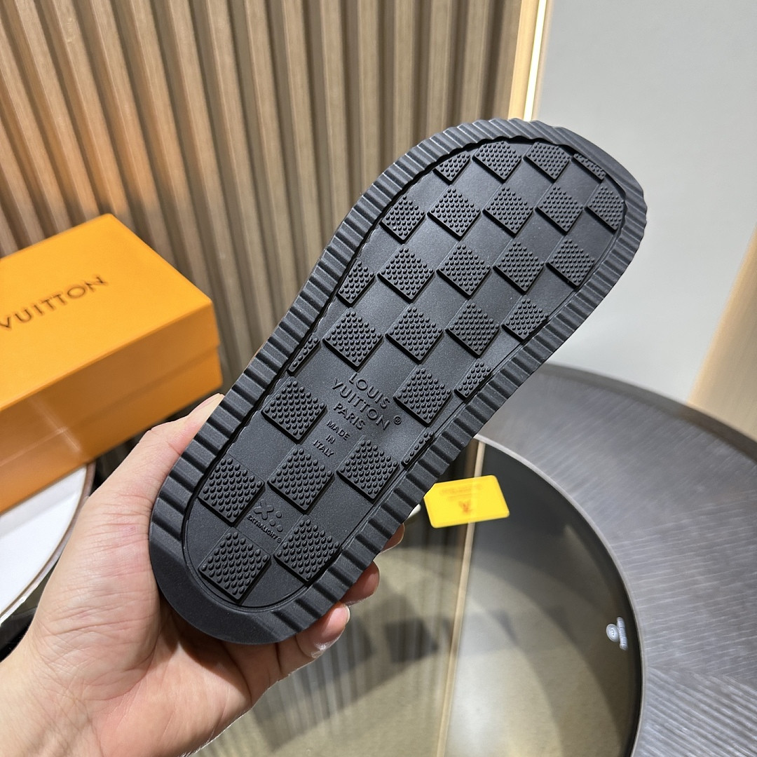 LVT SANDALS