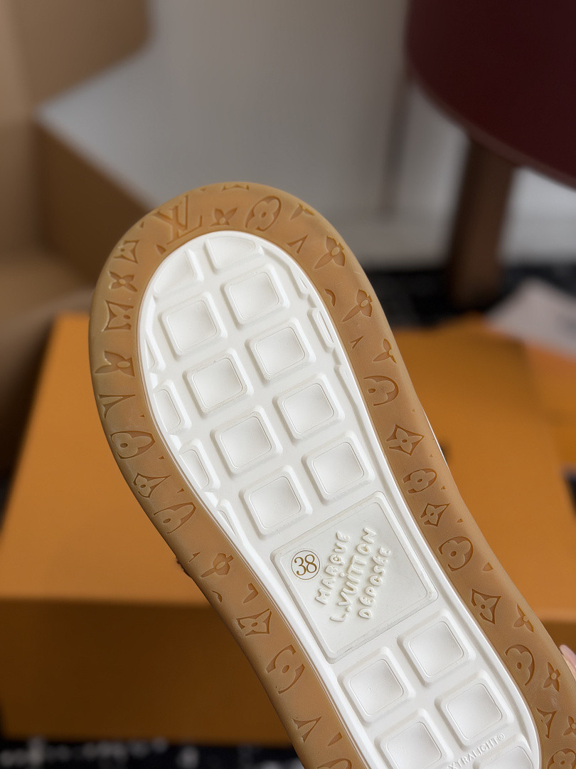 LVT SNEAKERS