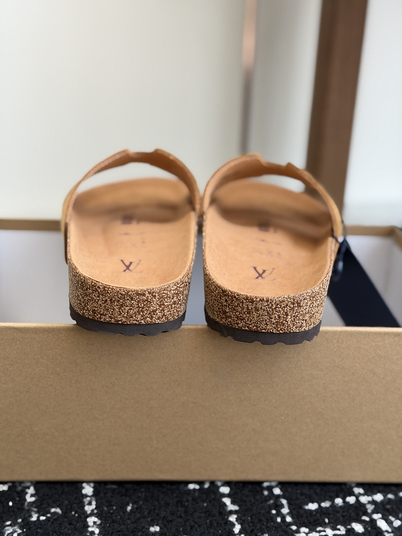 LVT SANDALS
