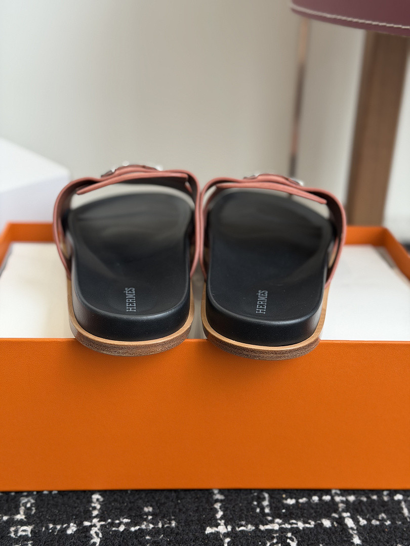 H**me5 SLIDE