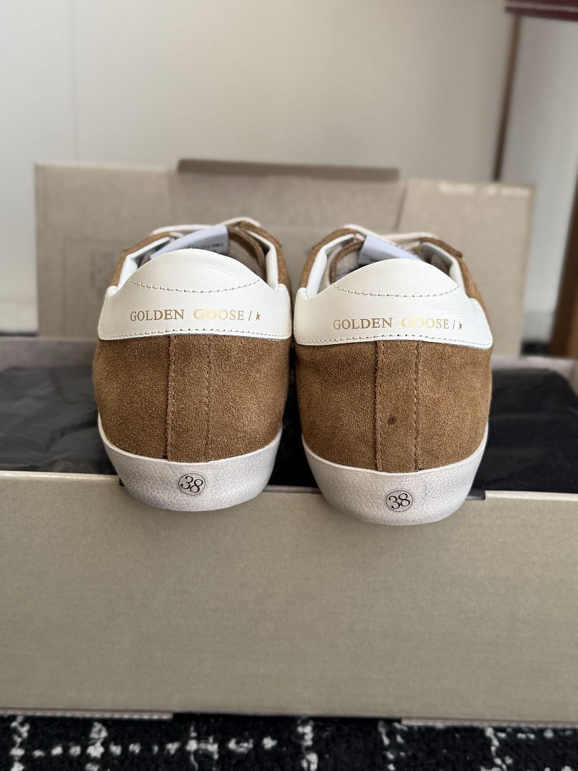 GGDB SNEAKER
