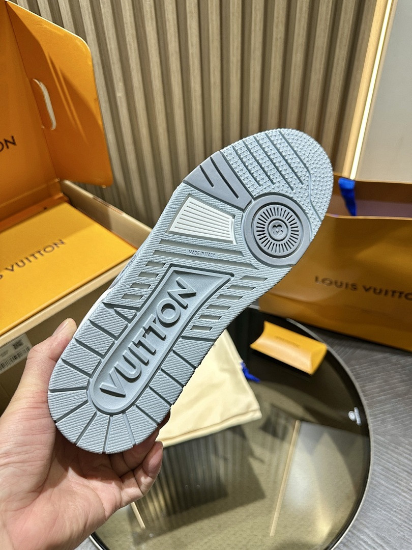 LVT SNEAKERS