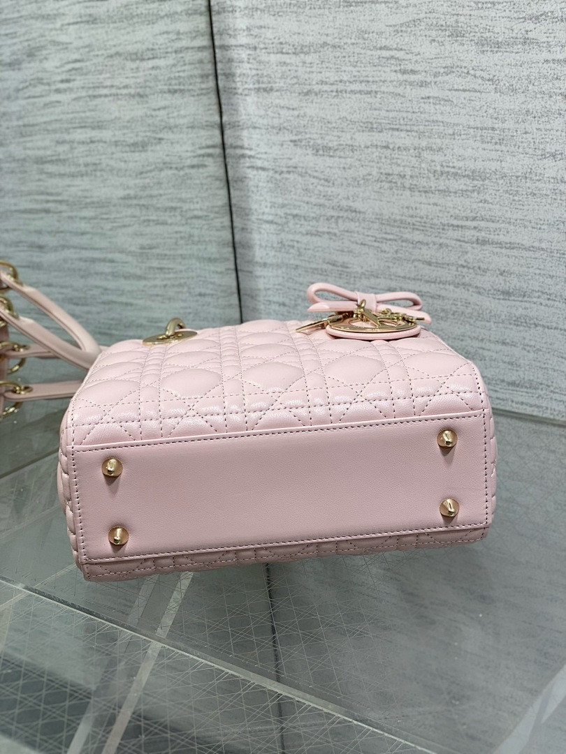 D10r BAG