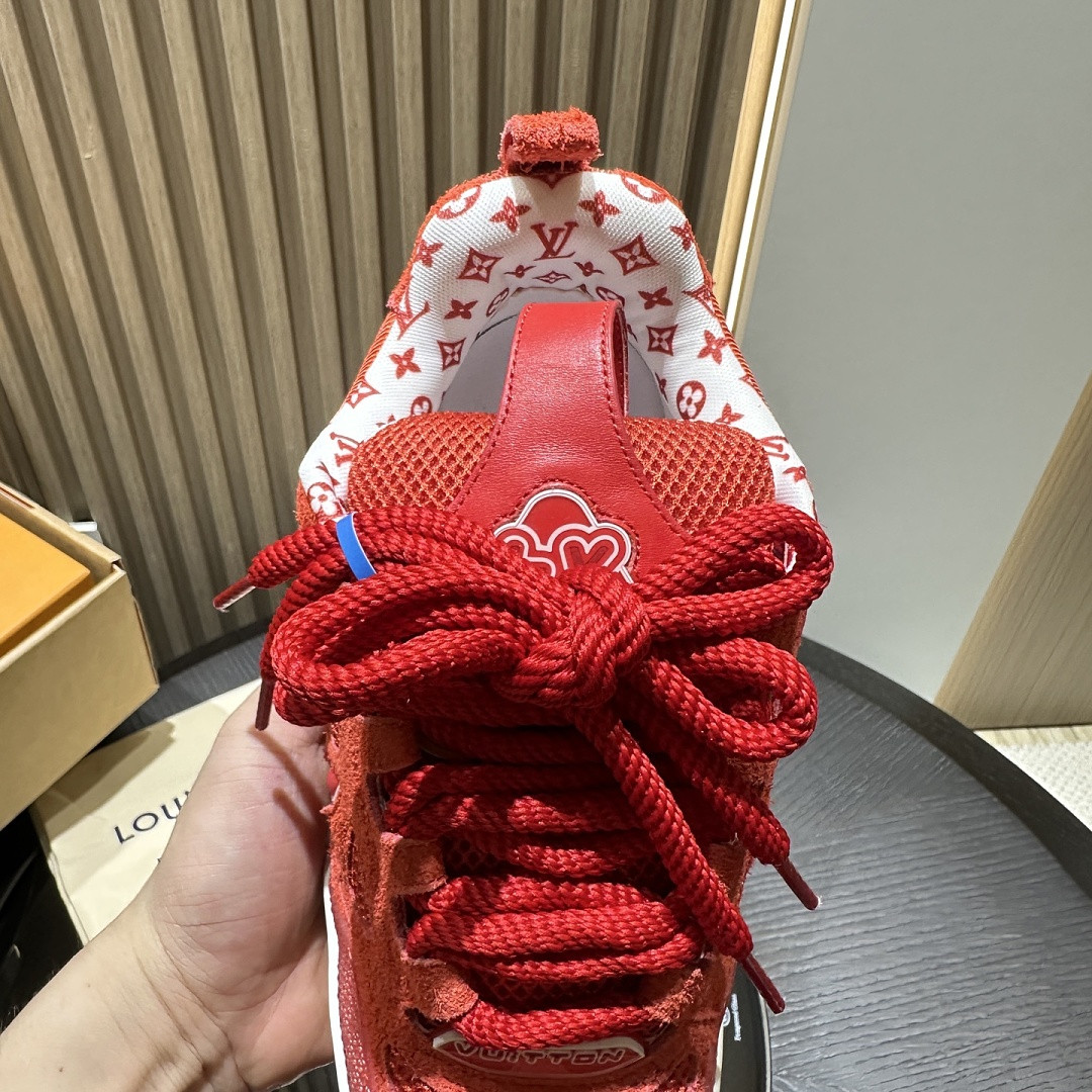 LVT SNEAKERS