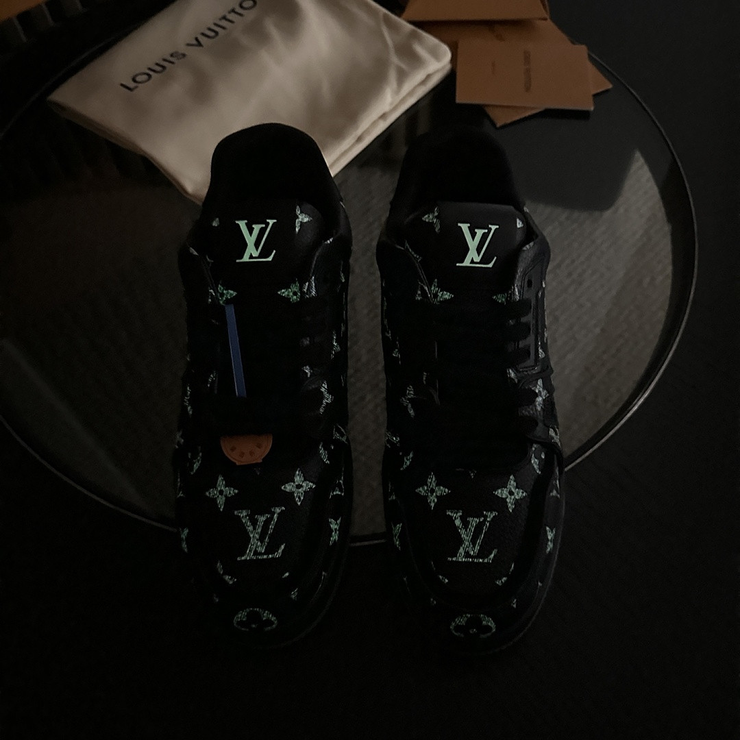 LVT SNEAKERS