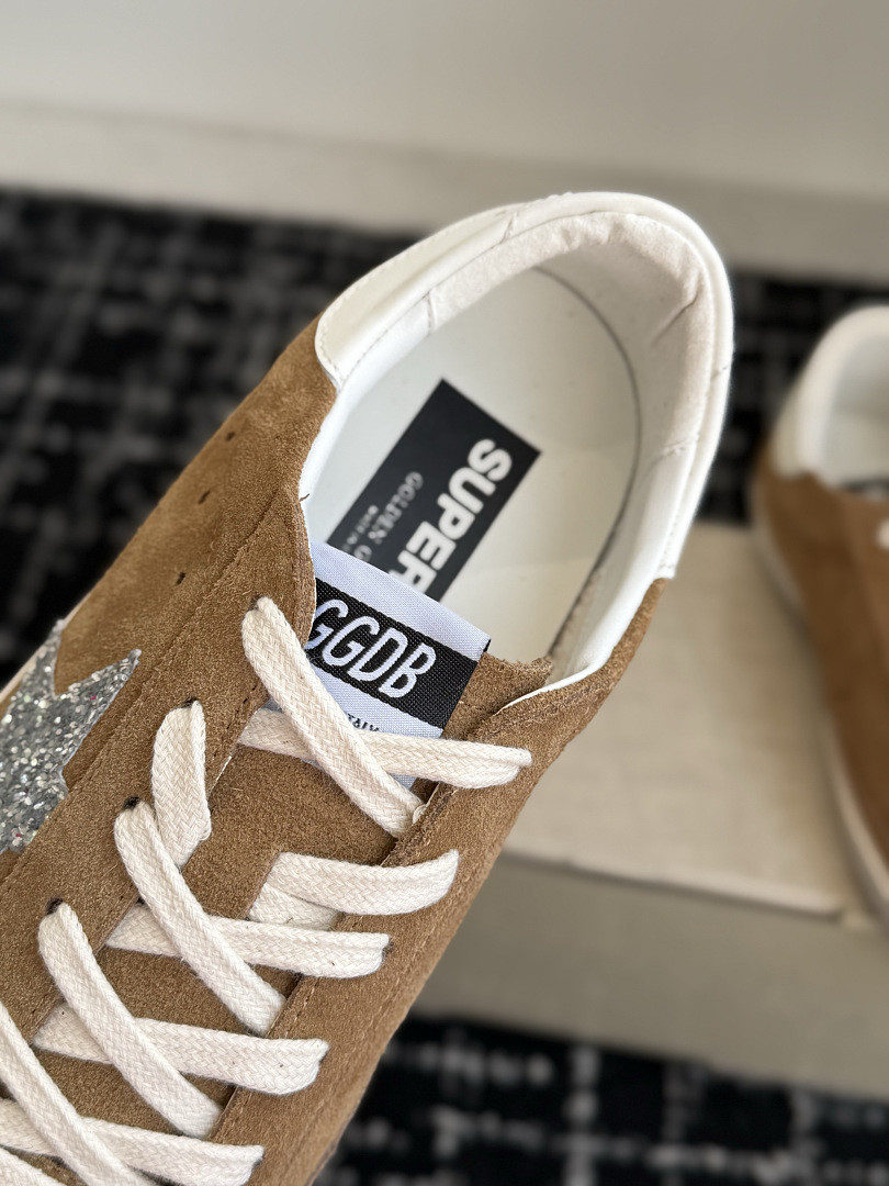 GGDB SNEAKER