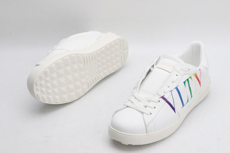 valentino garavani sneaker