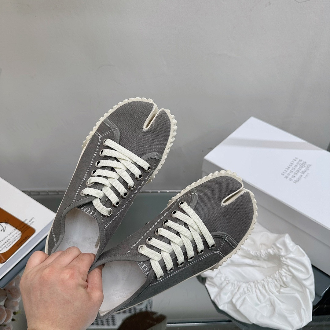Ma1s0n Marg*e1a SNEAKER