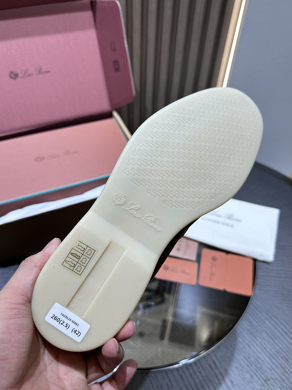 L0r0 P1ana sneaker