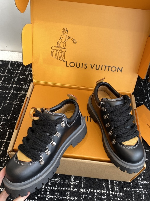 LVT SNEAKERS