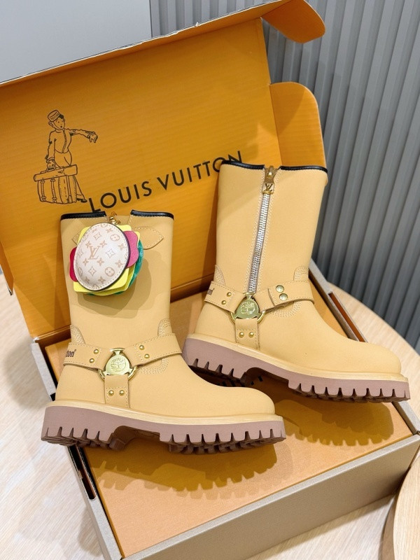 LVT BOOTS