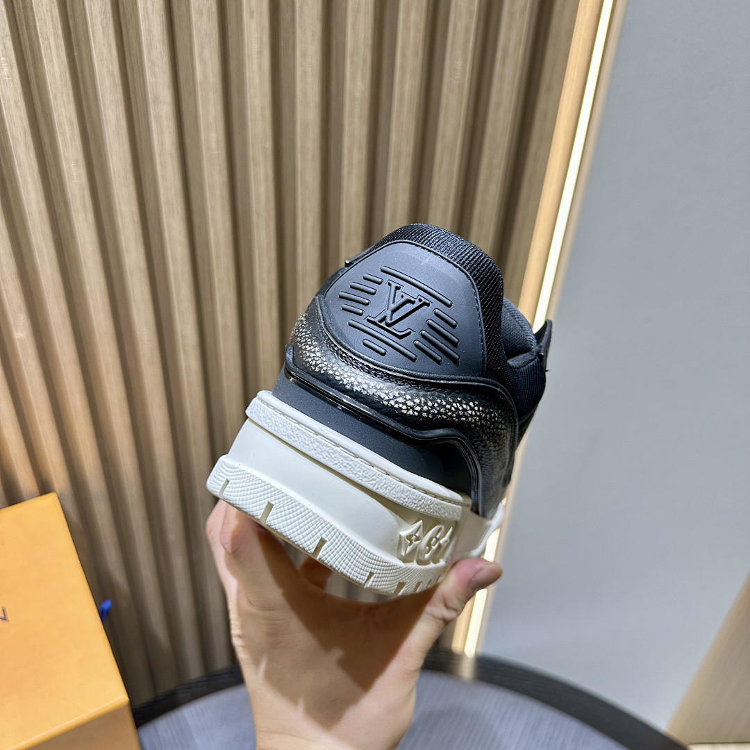 LVT SNEAKERS