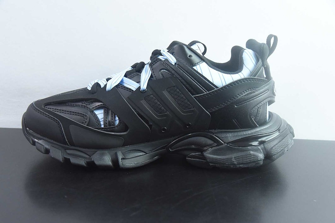 BC TRACK SNEAKER