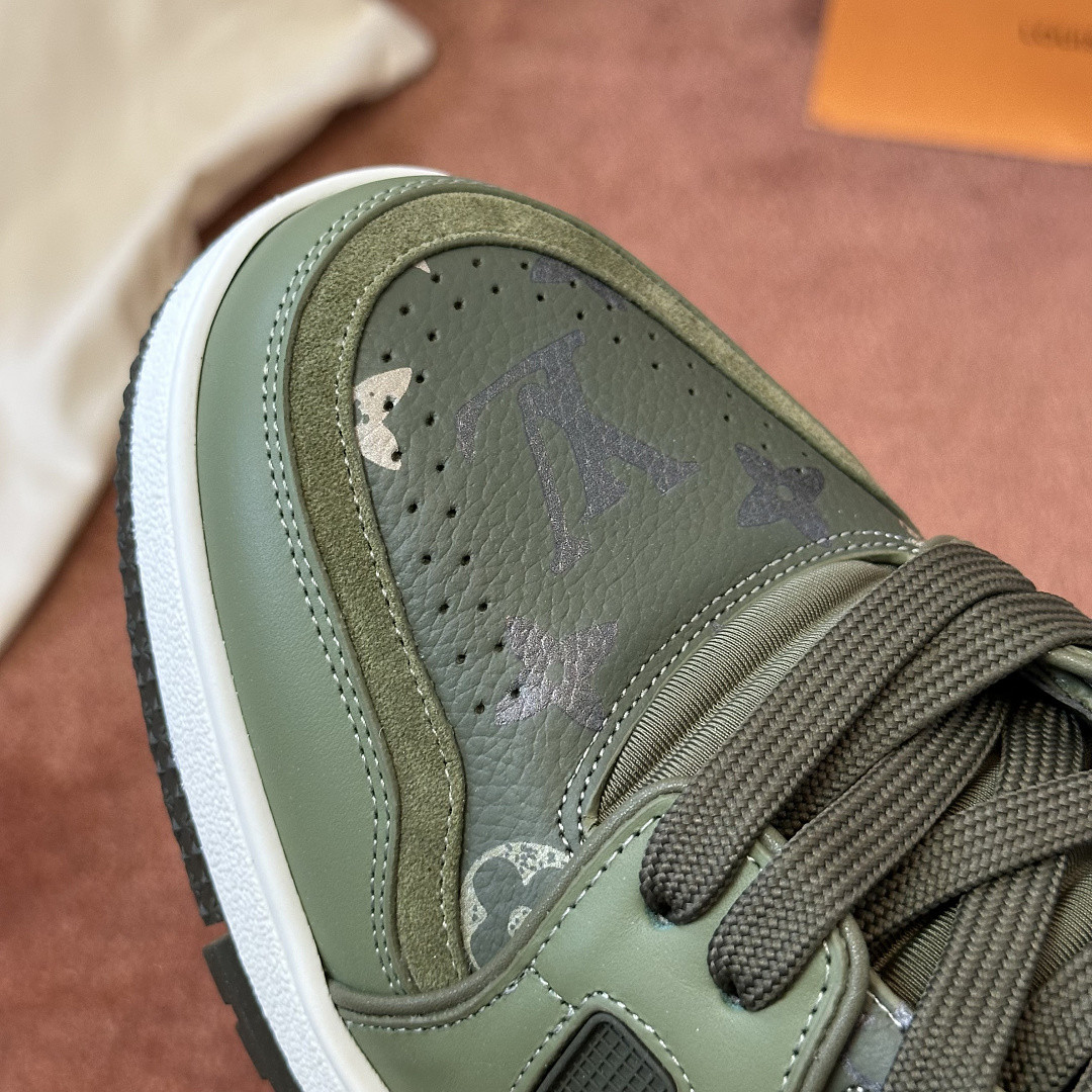 LVT SNEAKERS