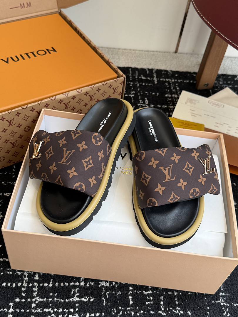 LVT SANDALS