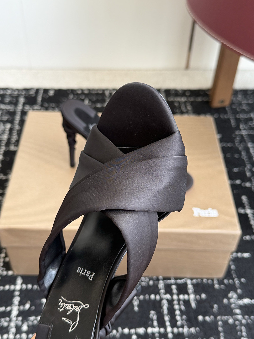 CHIAN LOUIN Heel