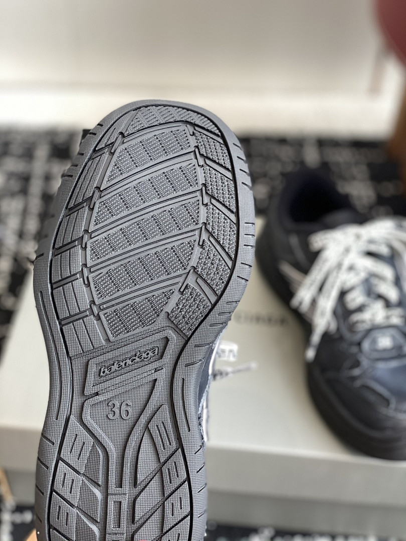 BC SNEAKERS