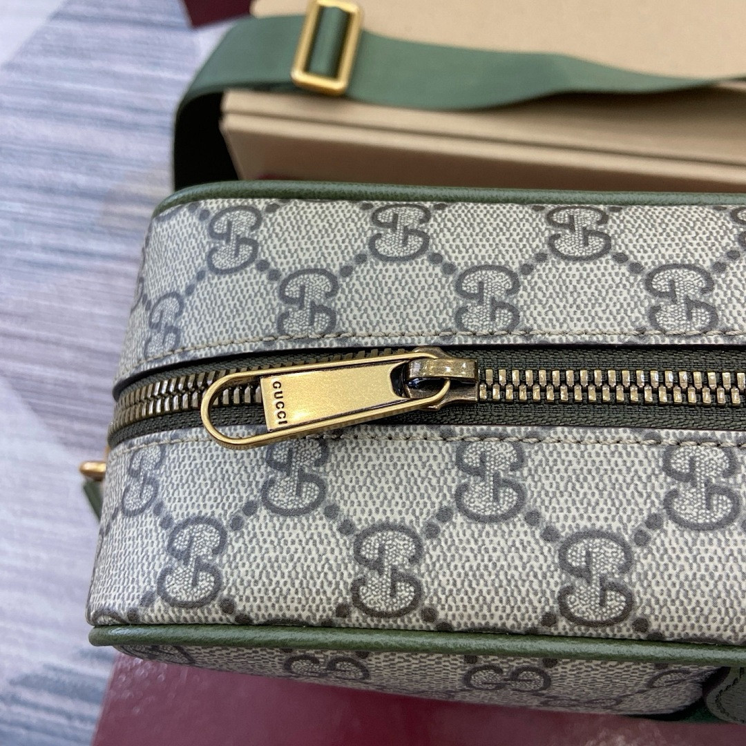 Gvc*1 BAG