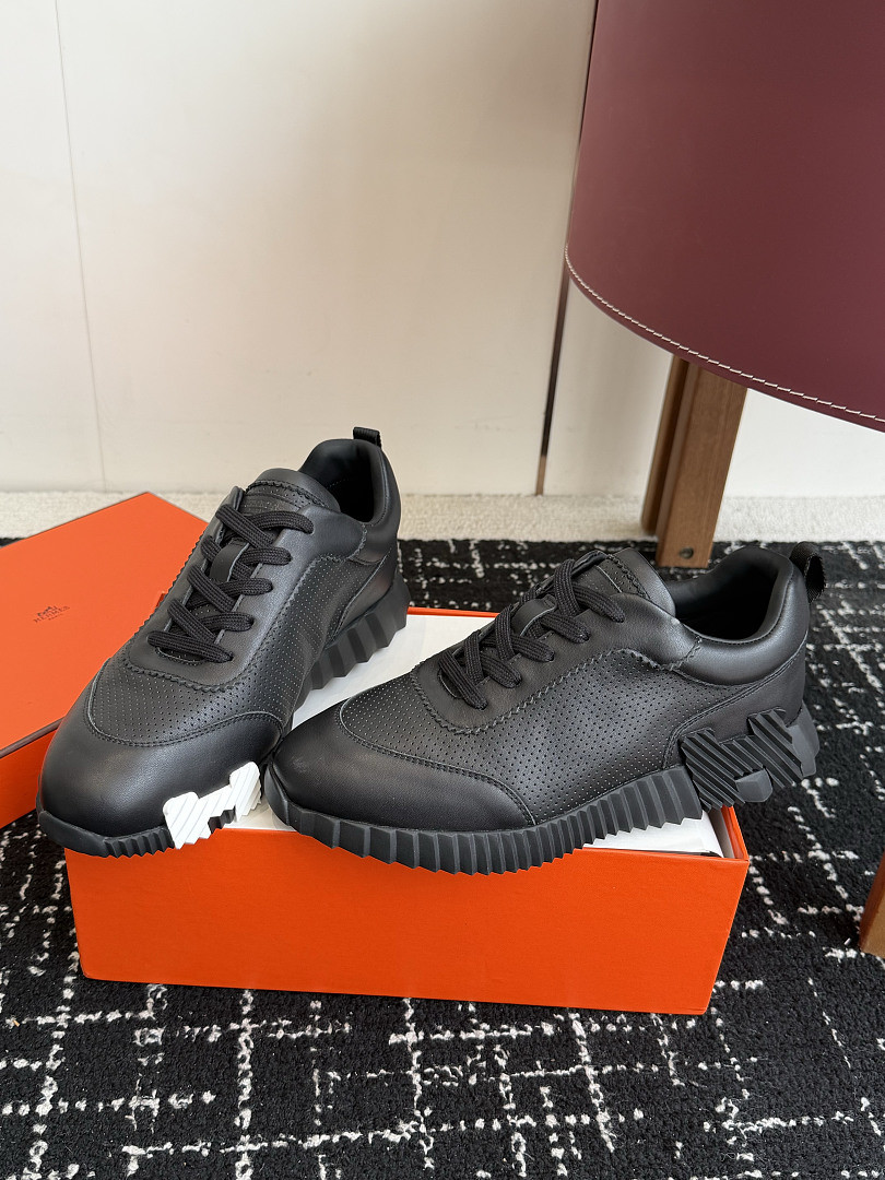 H**me5 Sneaker