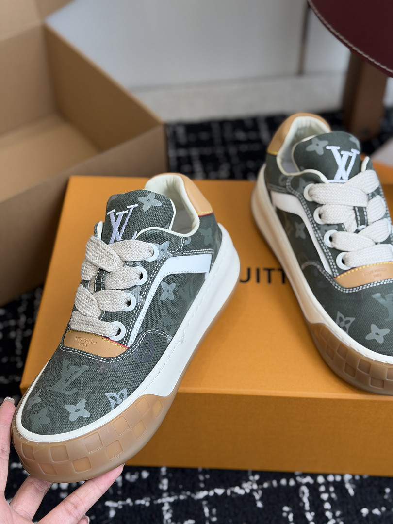 LVT SNEAKERS