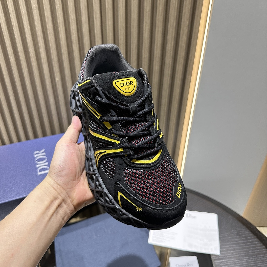 DIO* SNEAKER