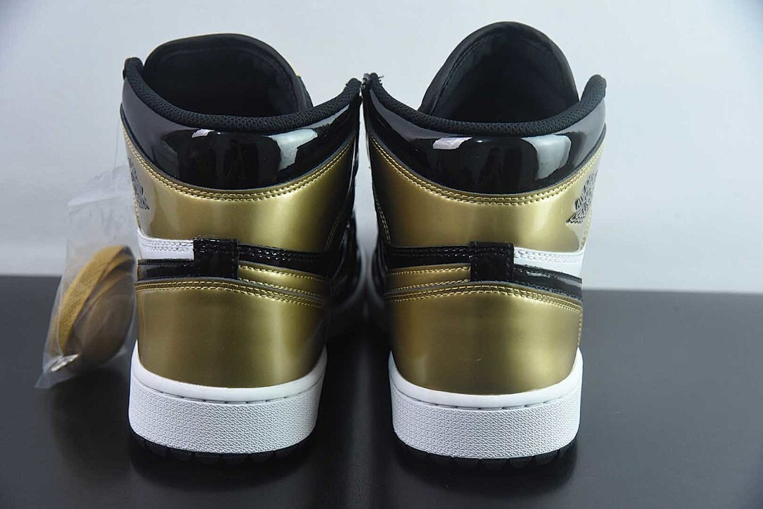 Air Jordan 1 High Golf 