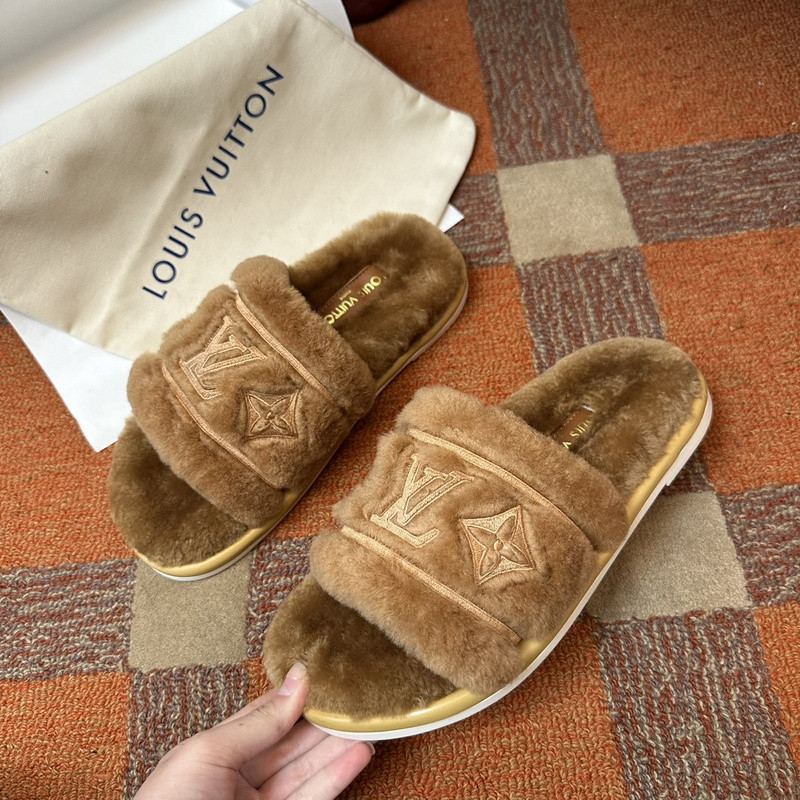 LVT SANDALS