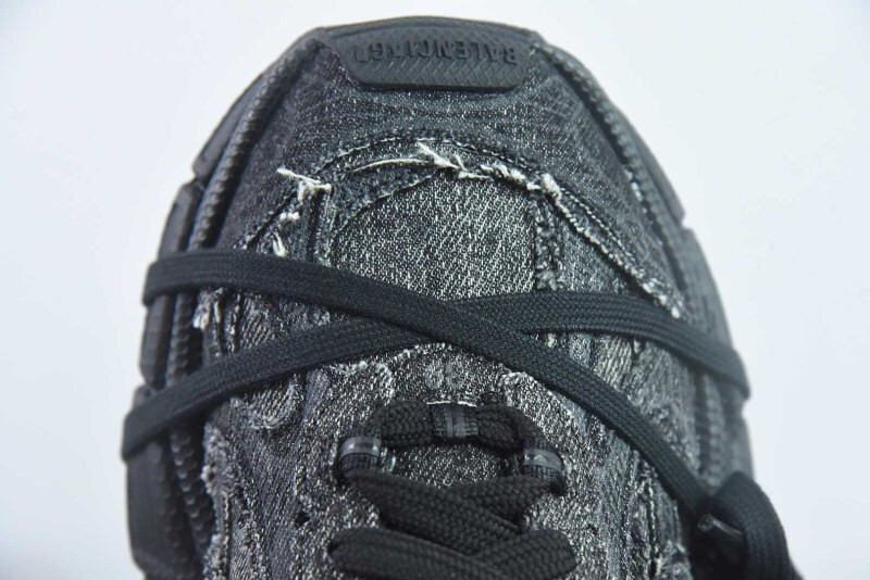 BC 3XL SNEAKER
