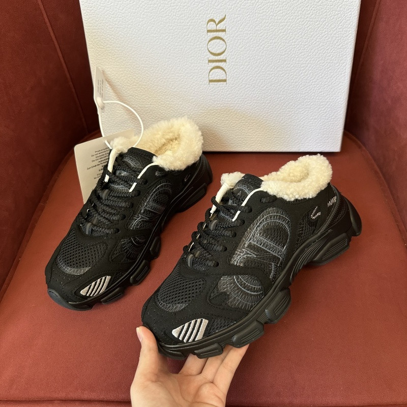 DIO* SNEAKER