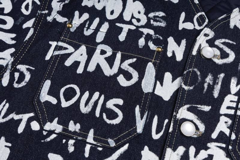 L0uis Vuitt0n