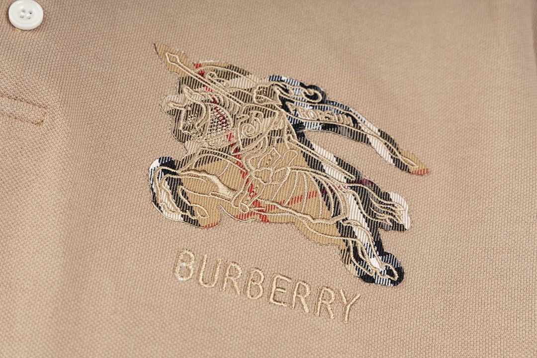 Bv*b*rry Clothes