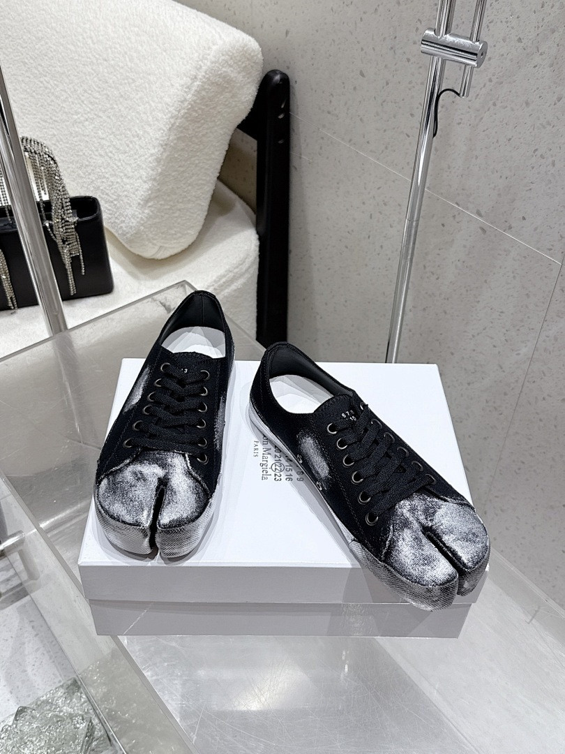Ma1s0n Marg*e1a SNEAKER