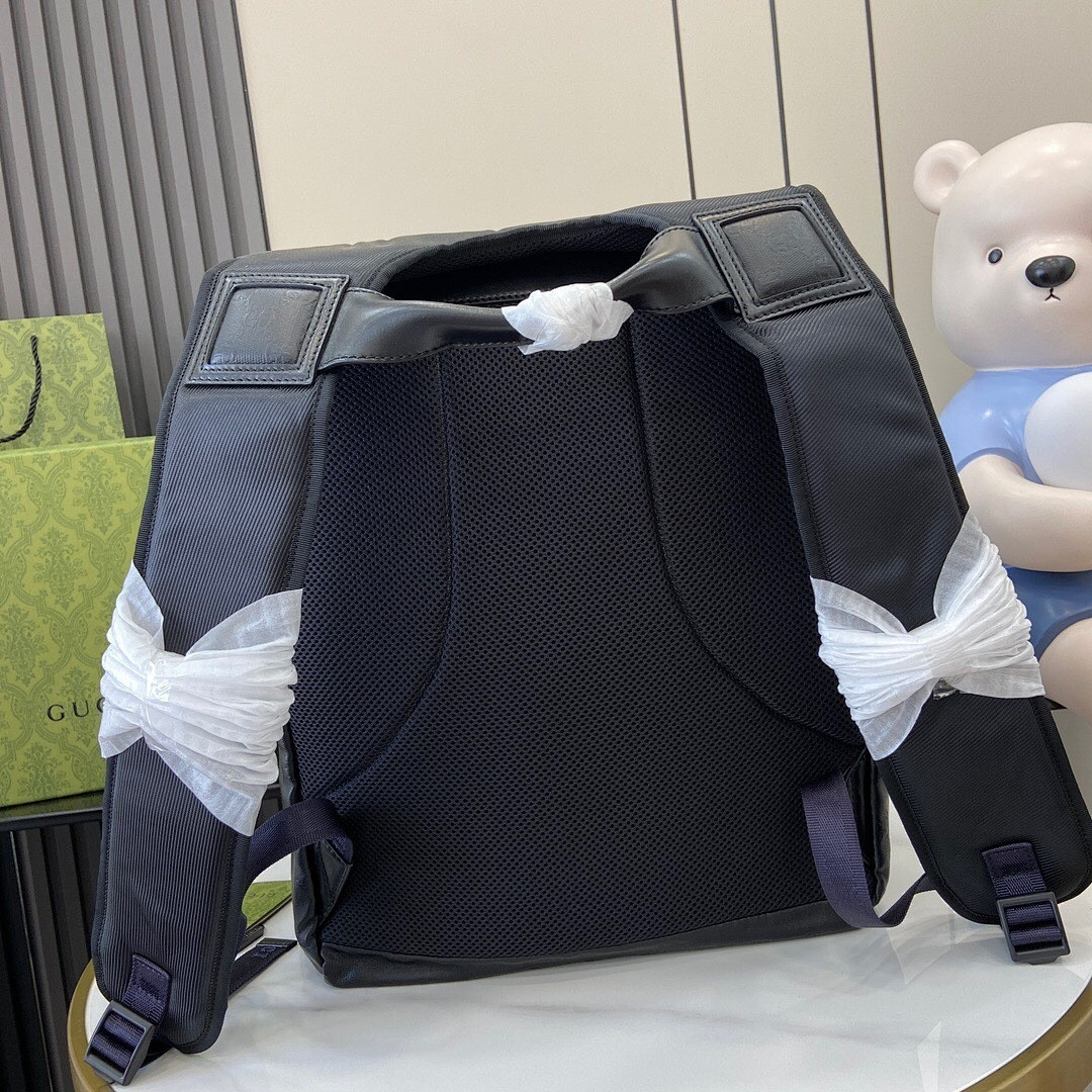 Gvc*1 BAG