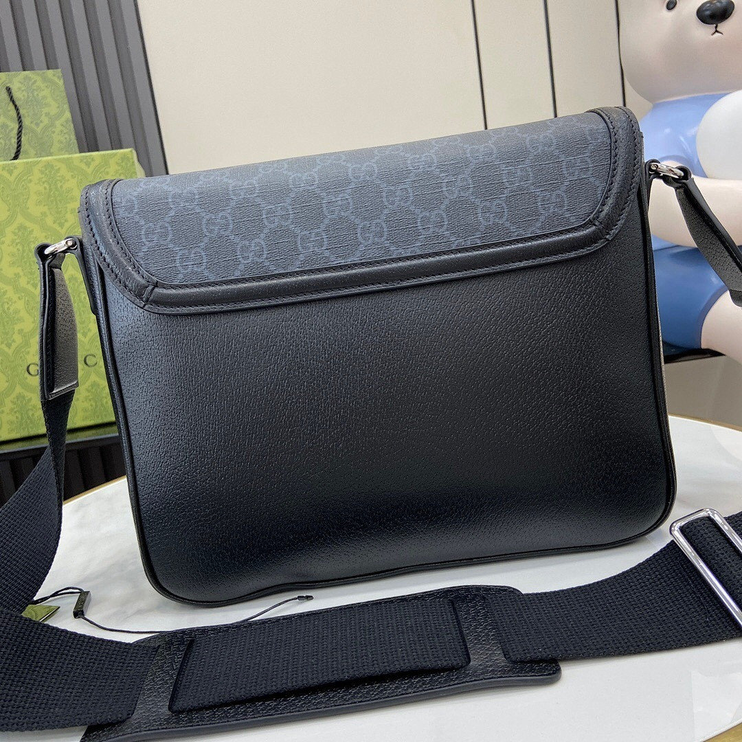 Gvc*1 BAG