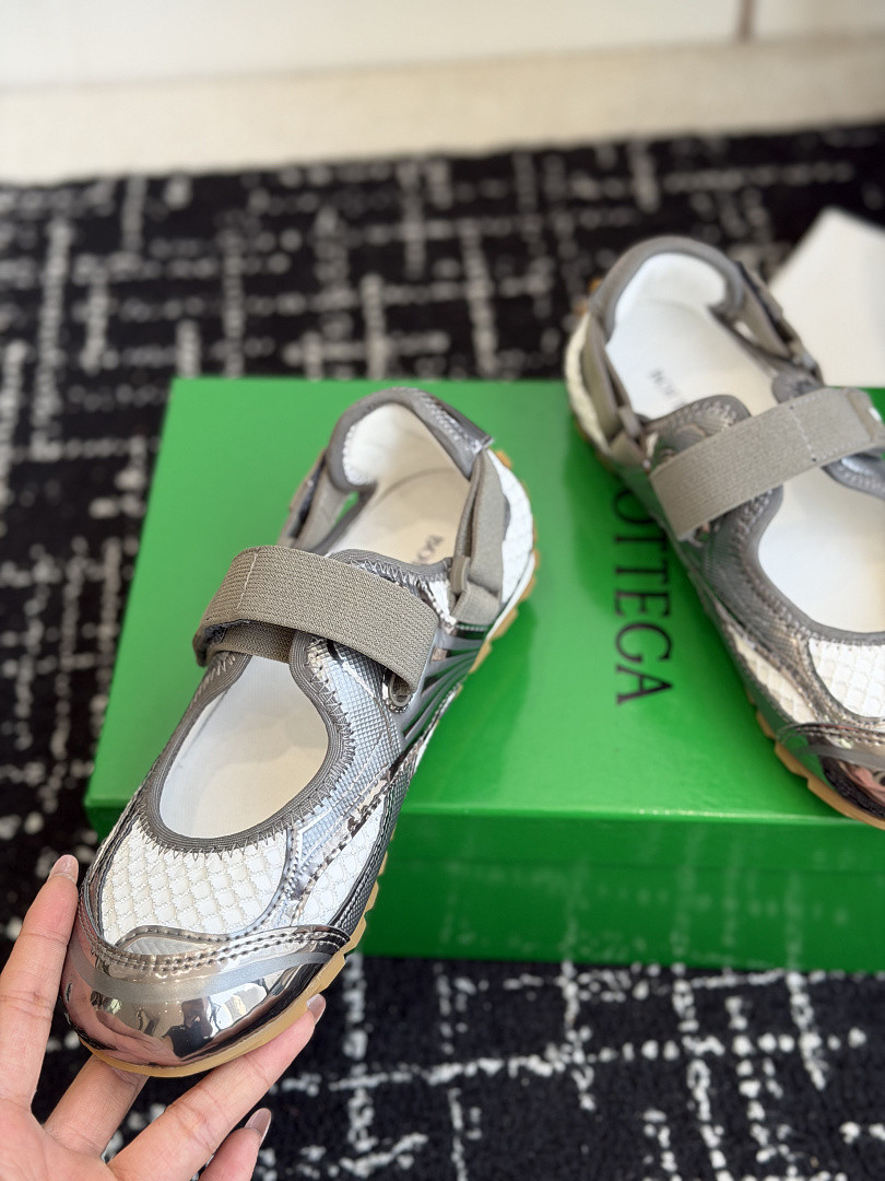 B0tt*ga Ven*ta Orbit Sneaker