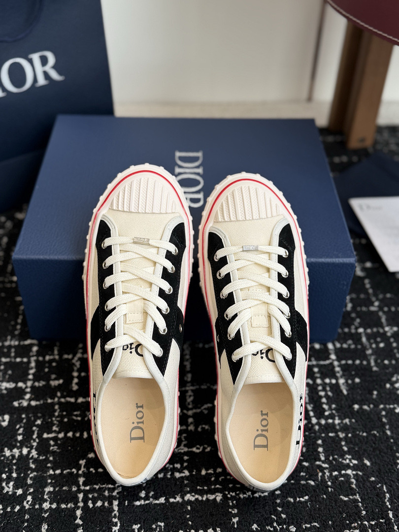 DIO* SNEAKER