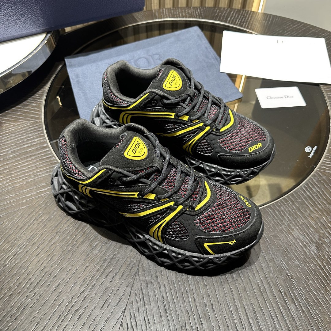 DIO* SNEAKER