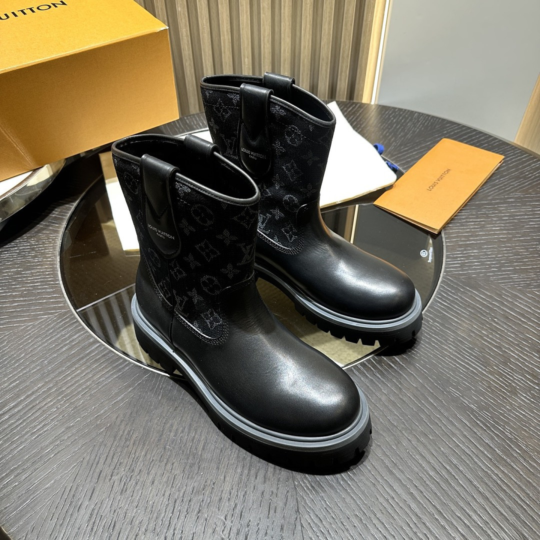 LVT BOOTS