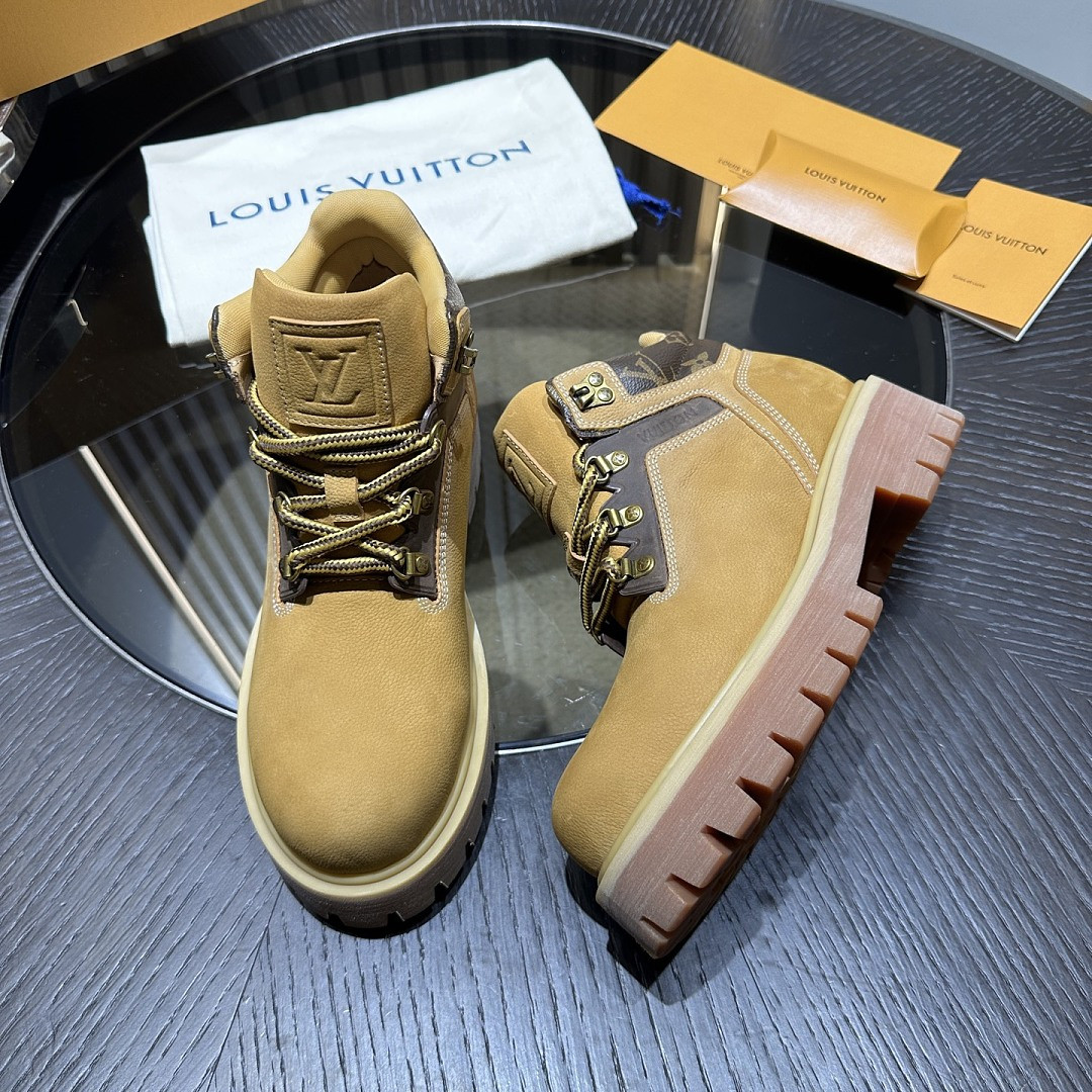 LVT BOOTS
